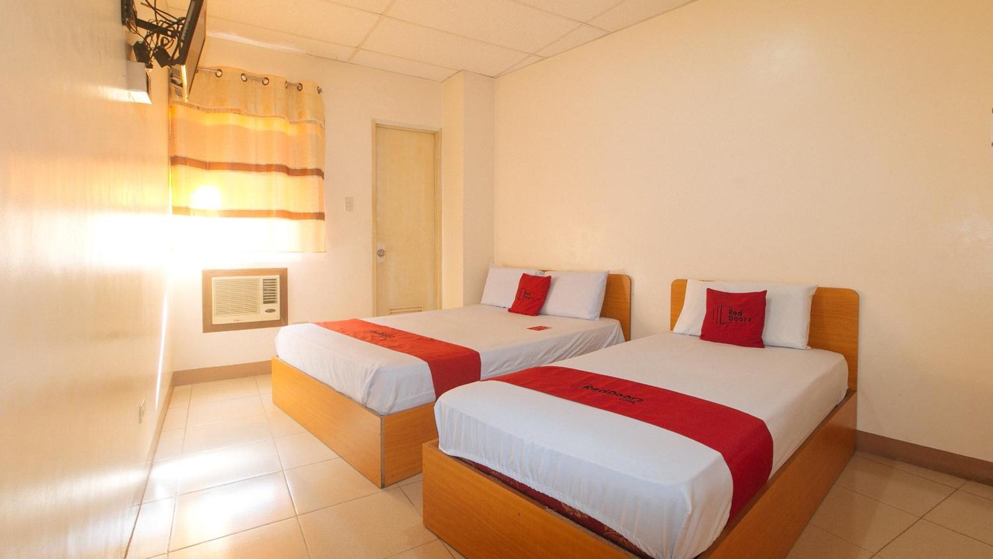 Reddoorz @ Asiana Pension Inn Mandaue Exterior foto
